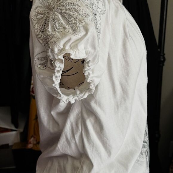 INC International Concepts White Blouse with Elegant Design - Picture 3 of 11